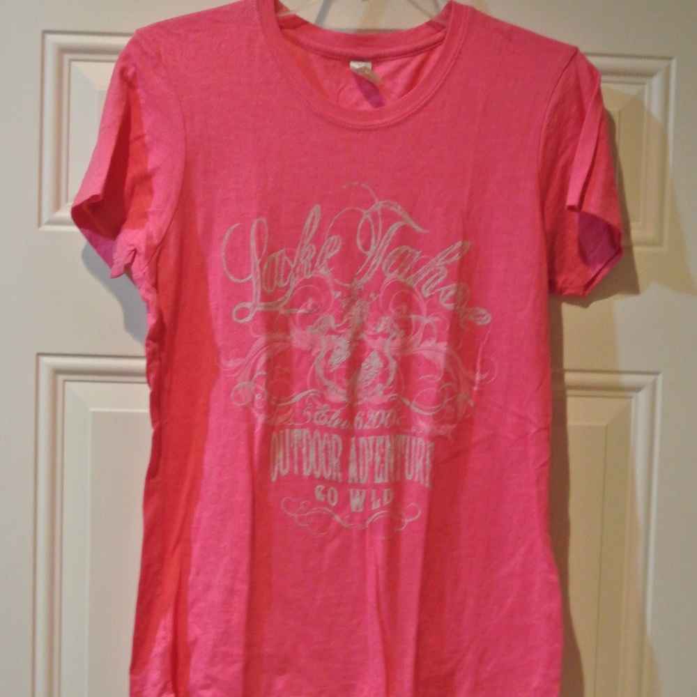 WOMENS PINK LARGE LAKE TAHOE TSHIRT